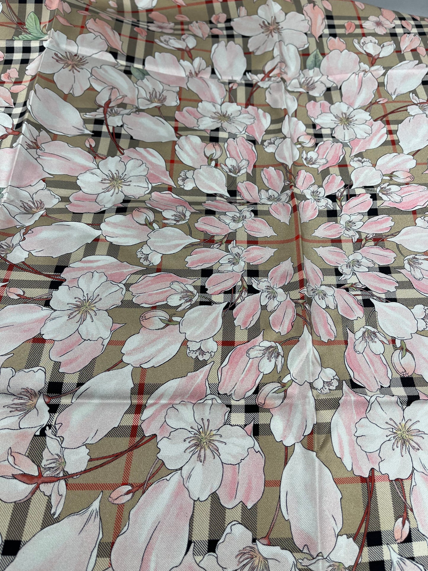 Foulard carré en soie Burberry