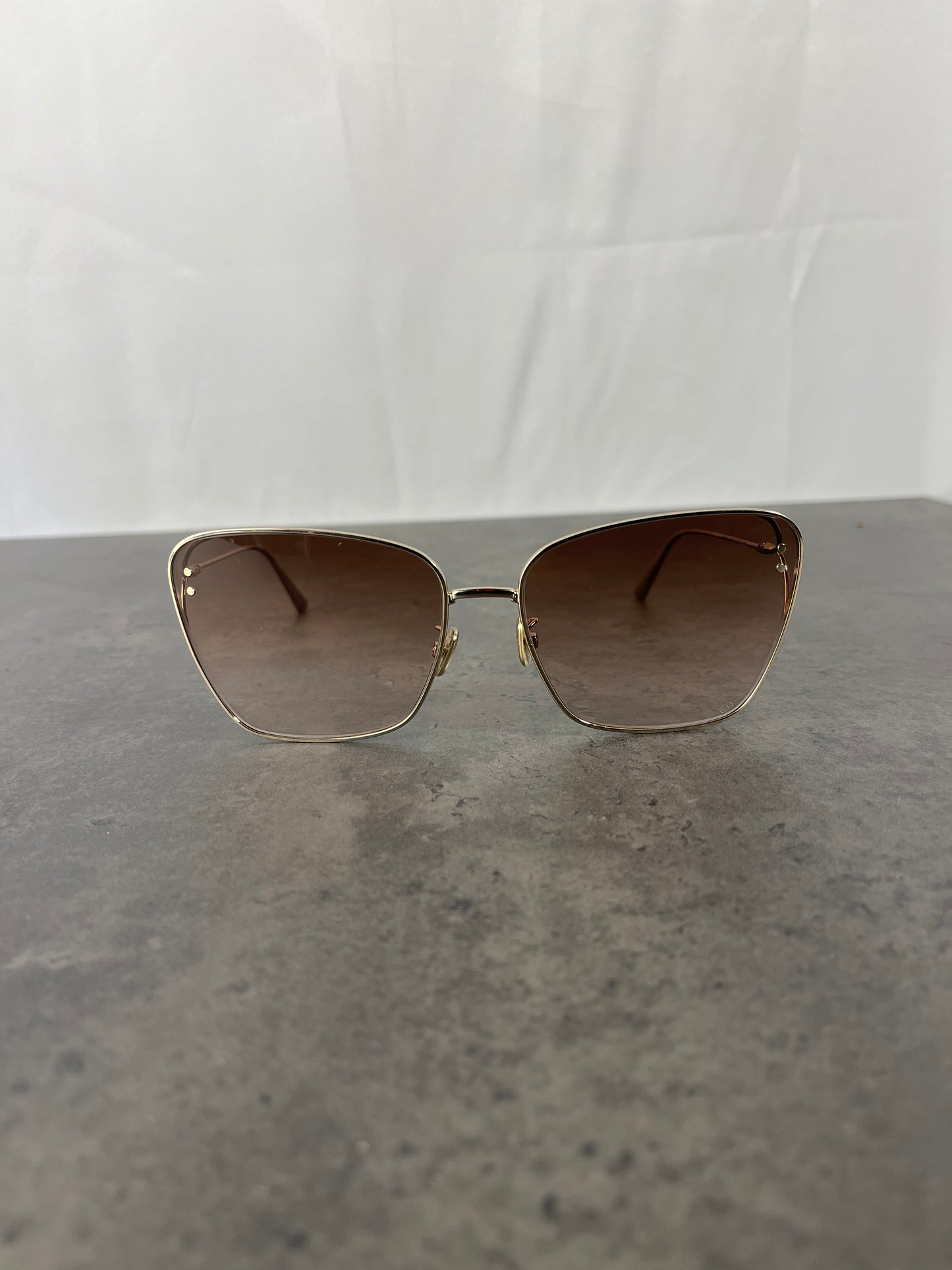 Lunettes de soleil Miss Dior B2U de Christian Dior