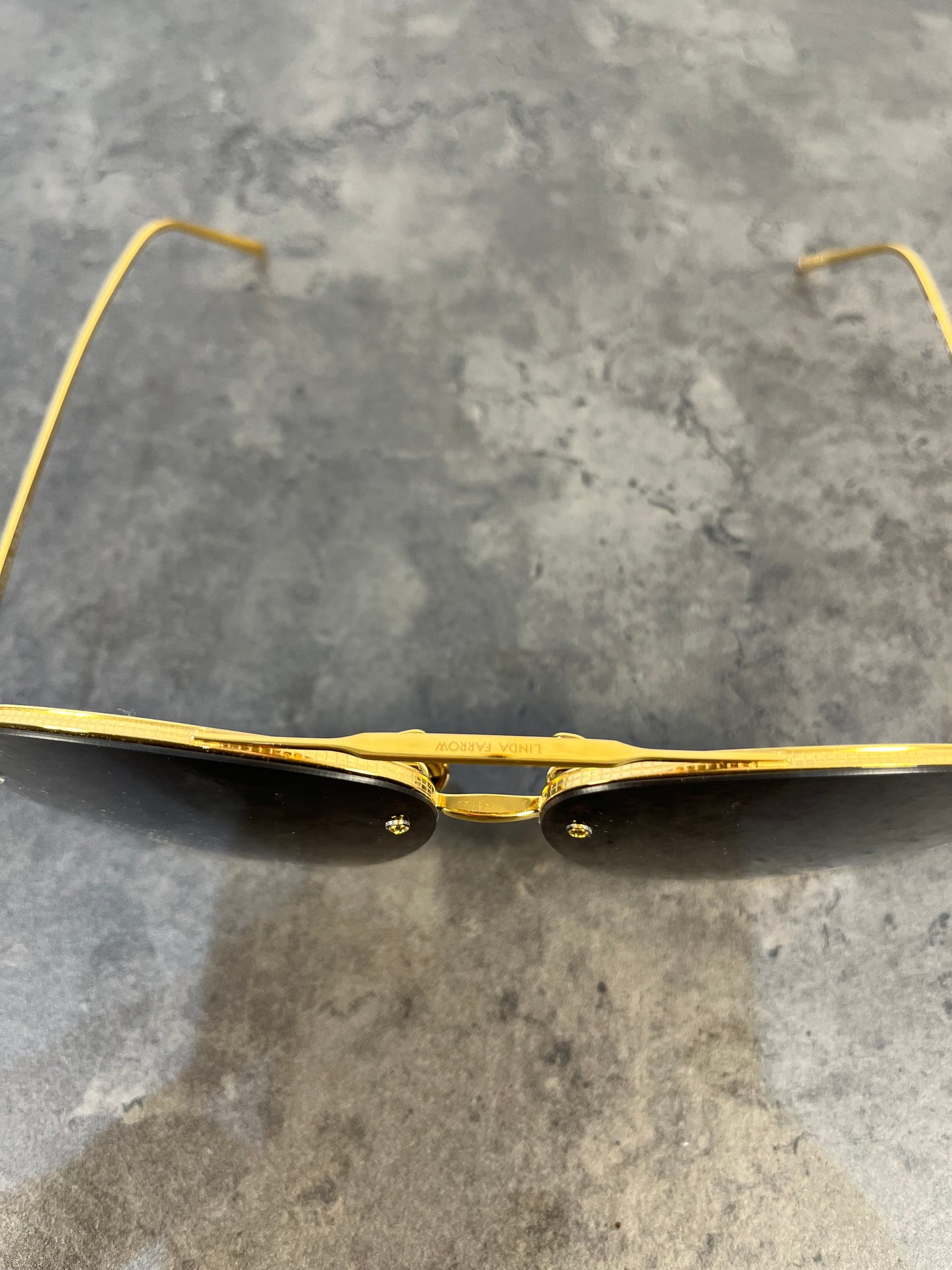 Lunettes de soleil aviateur Linda Farrow Dee