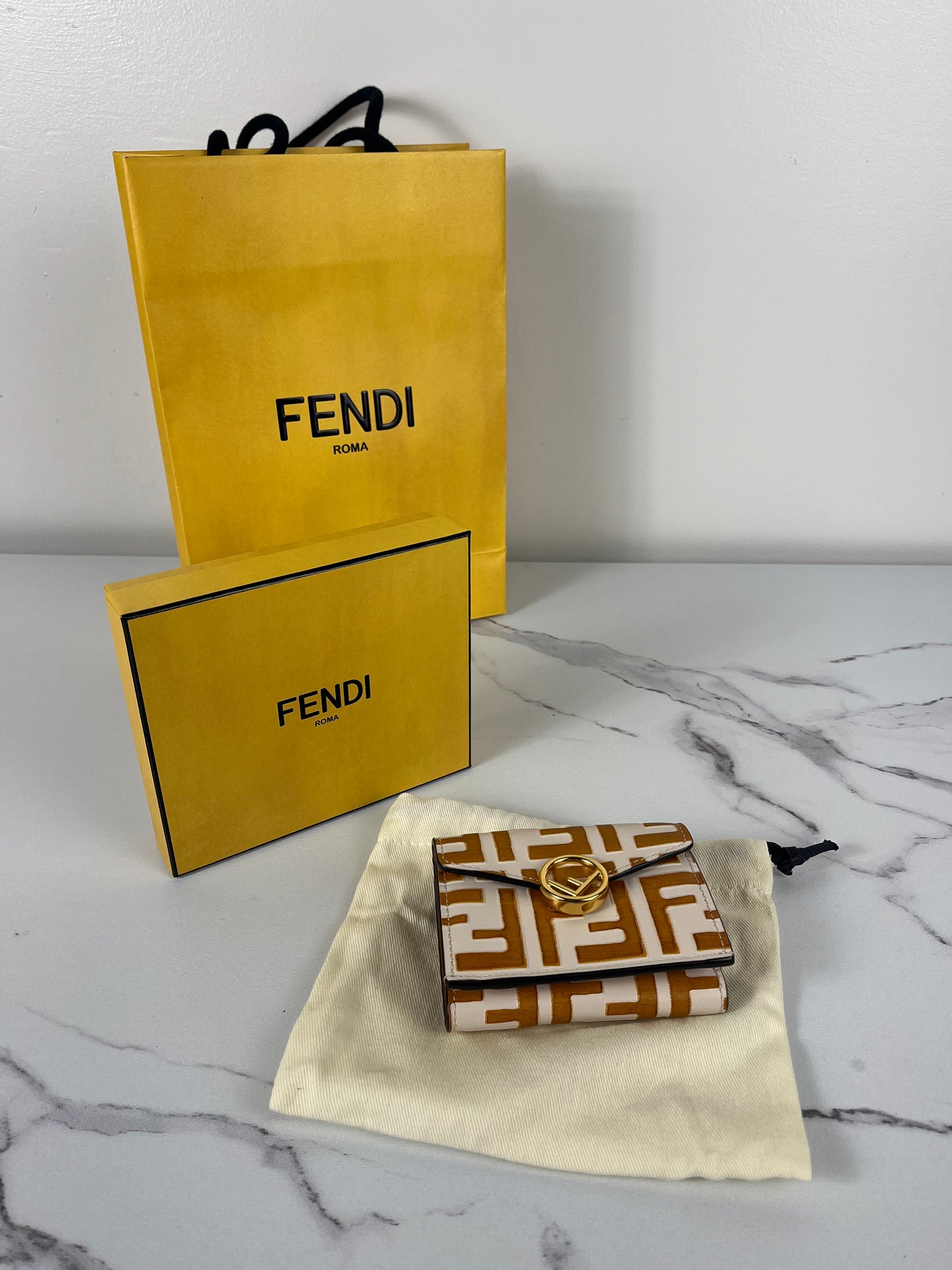 Portefeuille compact Fendi