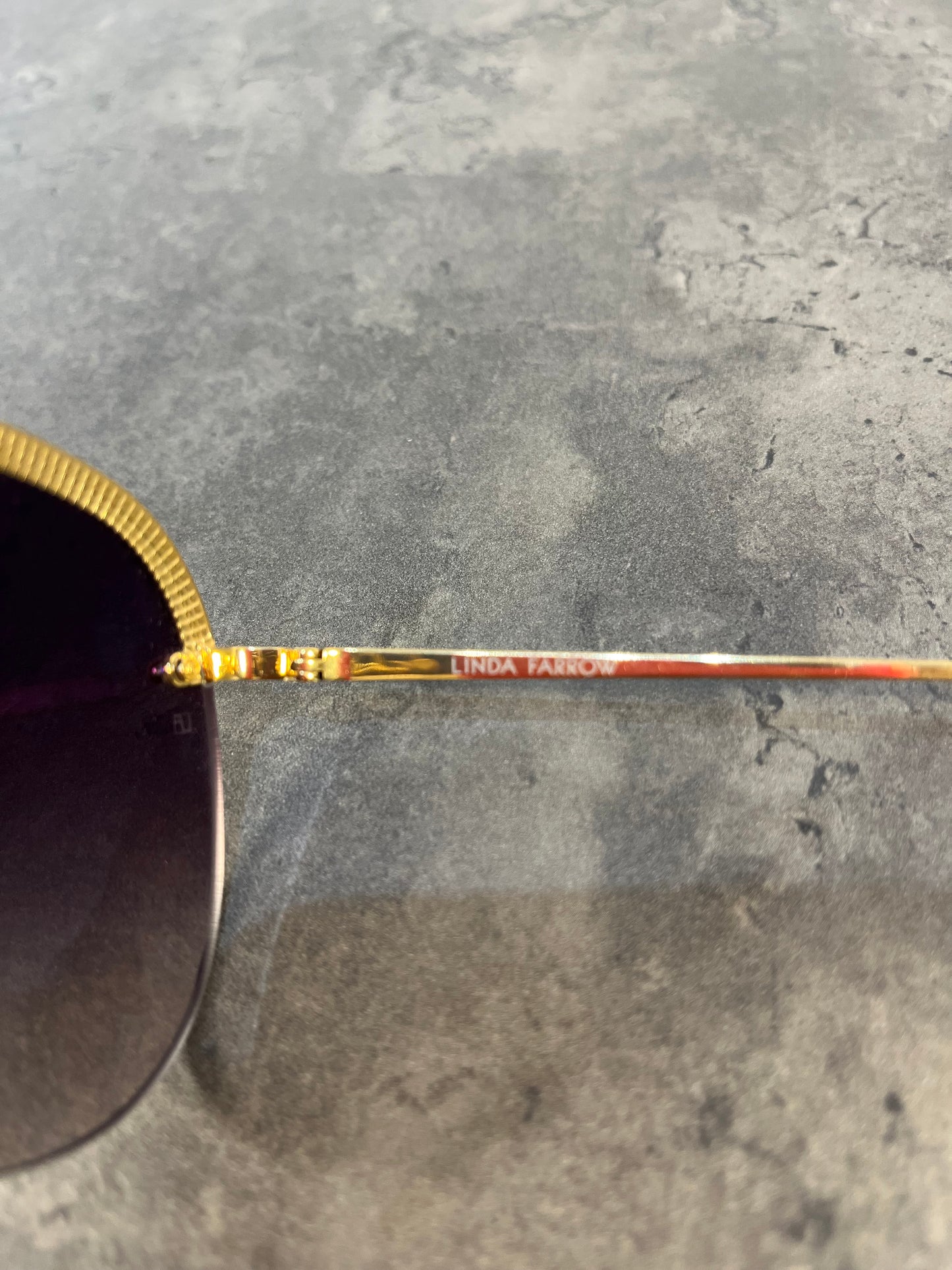 Lunettes de soleil aviateur Linda Farrow Dee