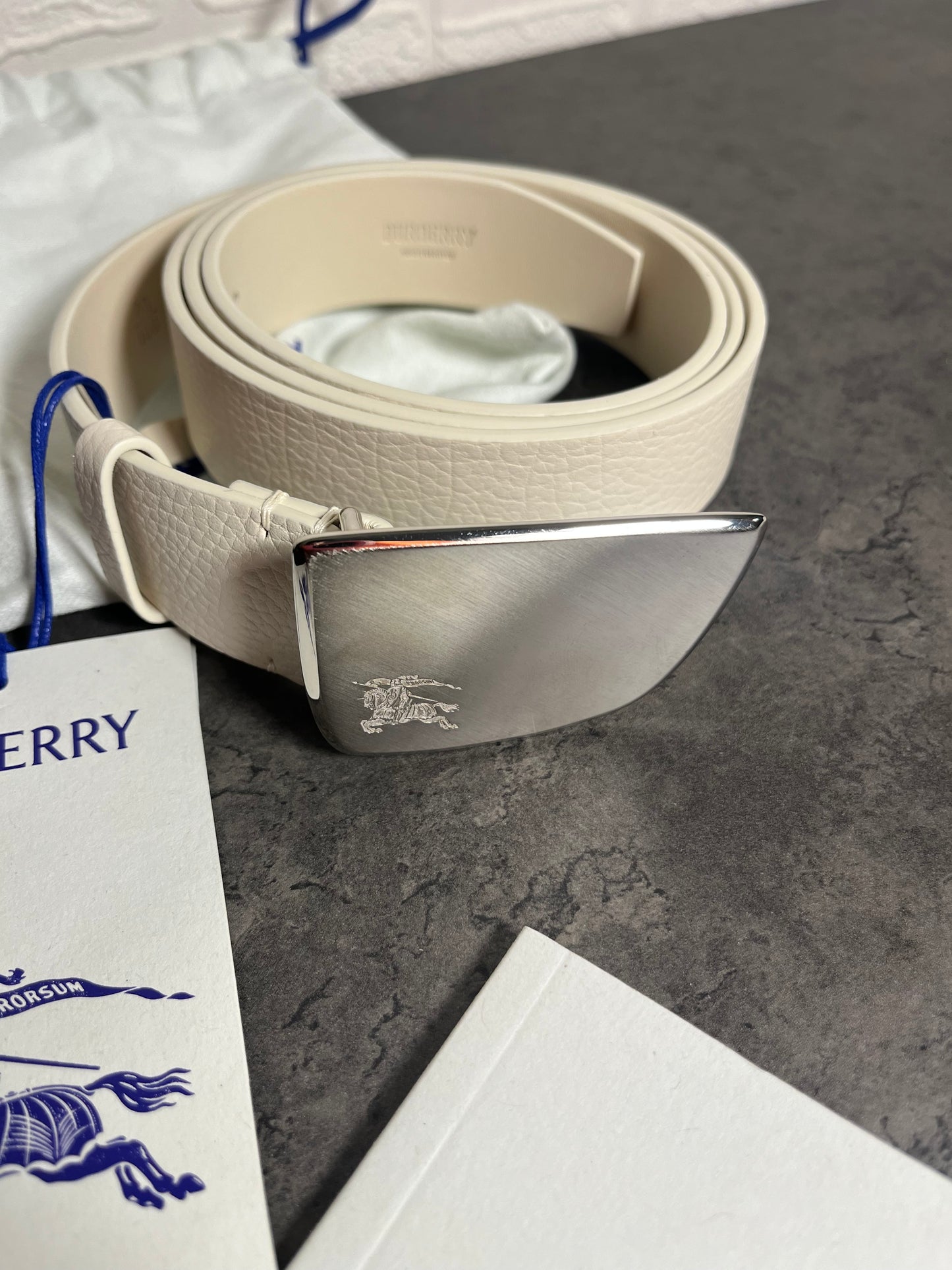 Men Burberry Shield Belt