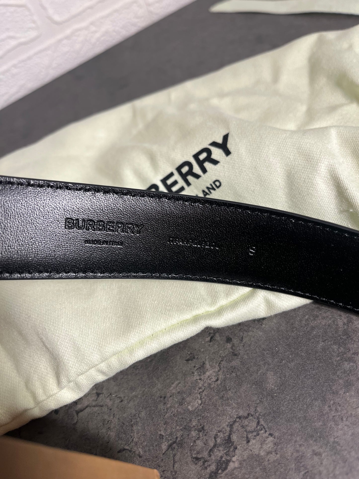 Burberry TB Belt