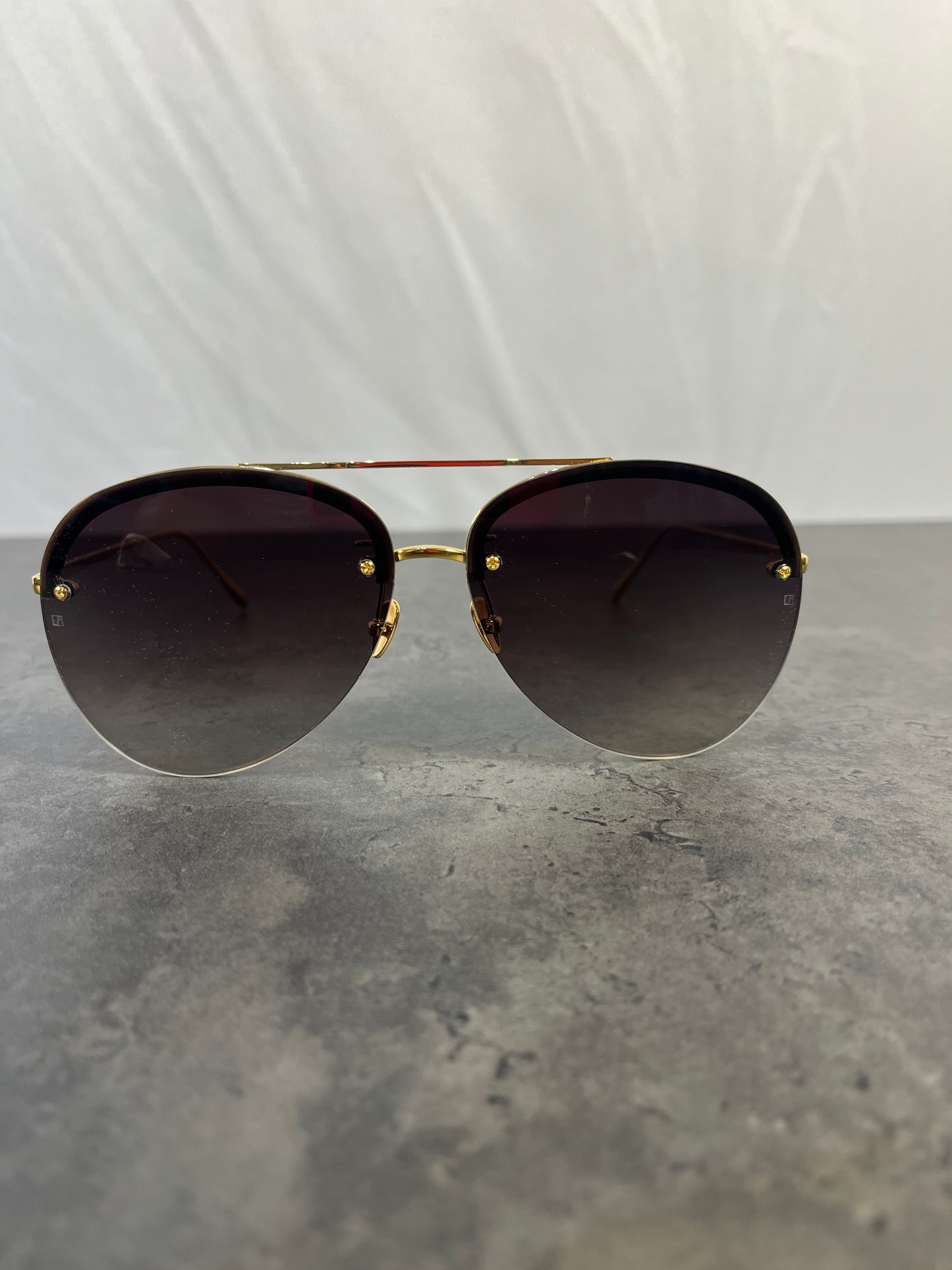 Lunettes de soleil aviateur Linda Farrow Dee